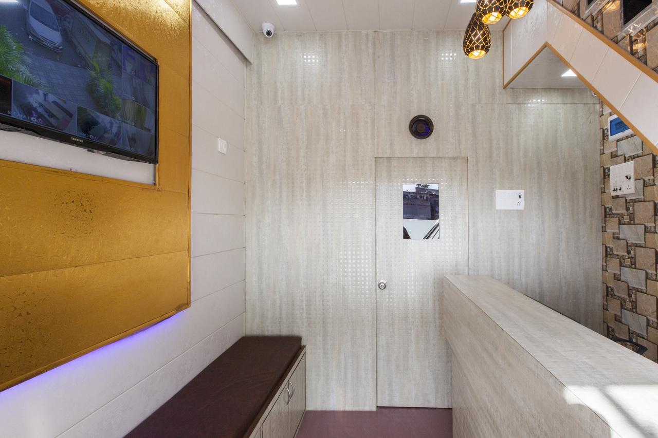 Abza Deluxe Dormitory Bombaj Zewnętrze zdjęcie