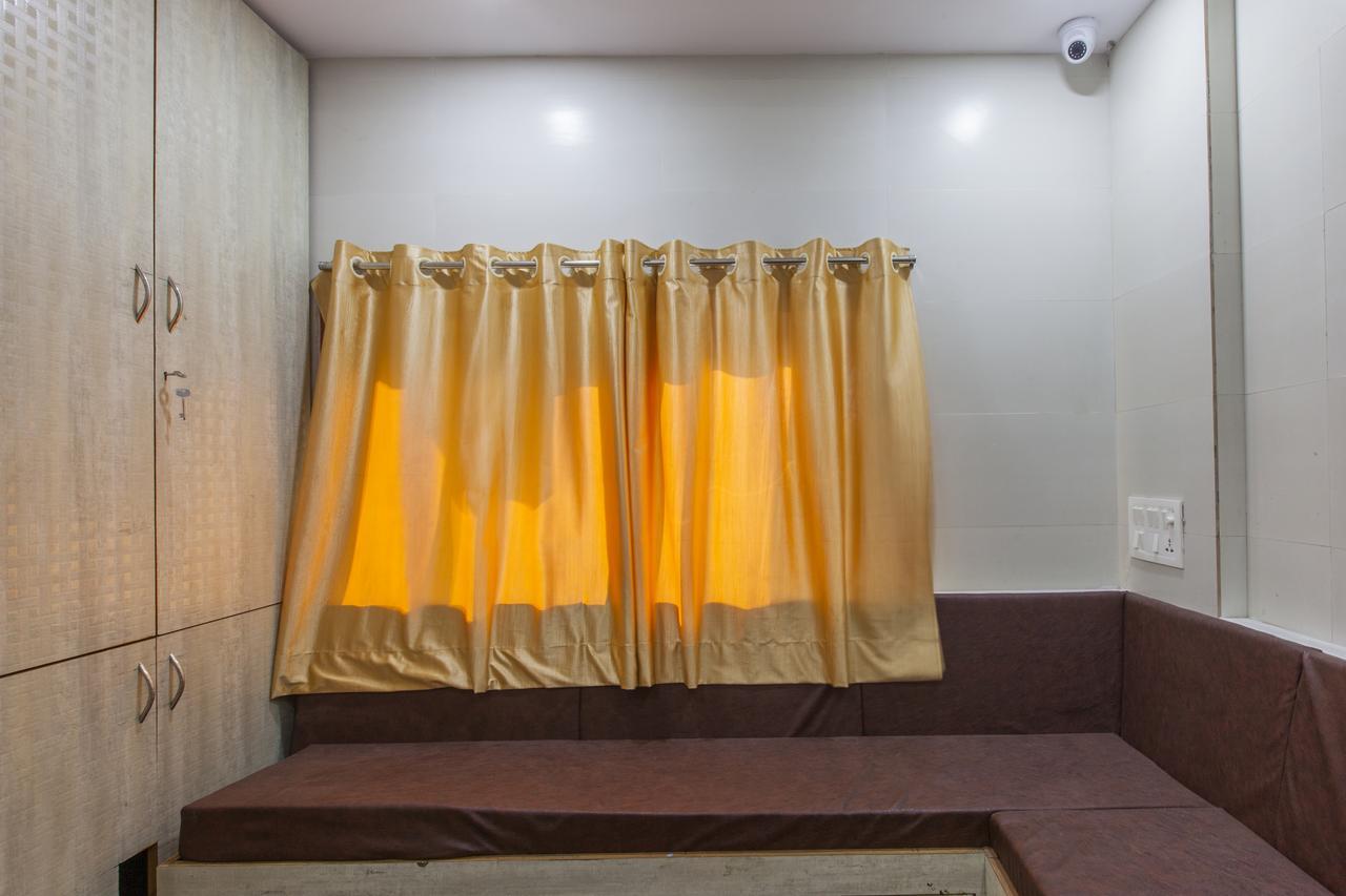 Abza Deluxe Dormitory Bombaj Zewnętrze zdjęcie