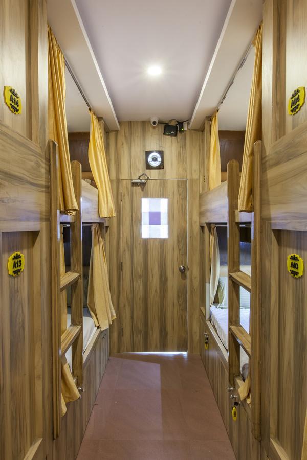 Abza Deluxe Dormitory Bombaj Zewnętrze zdjęcie